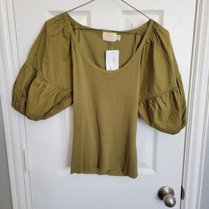 Evereve Sage Green Puff Sleeve Blouse